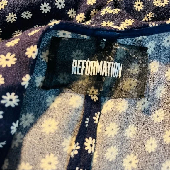 Reformation Heidi Navy And White Floral Midi Dress. - Picture 10 of 12